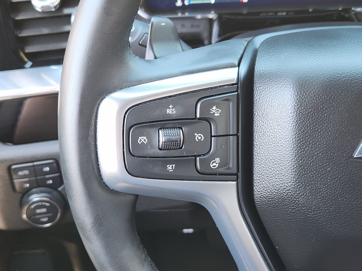 Chevrolet Silverado photo 49
