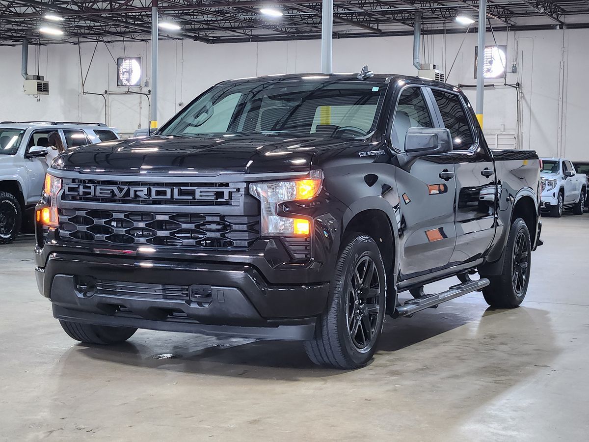 Chevrolet Silverado photo 4