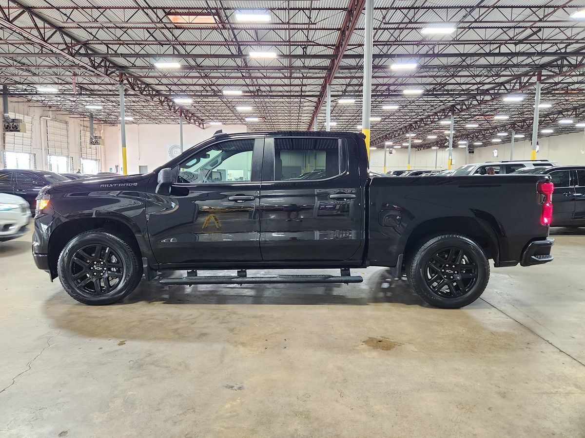 Chevrolet Silverado photo 7
