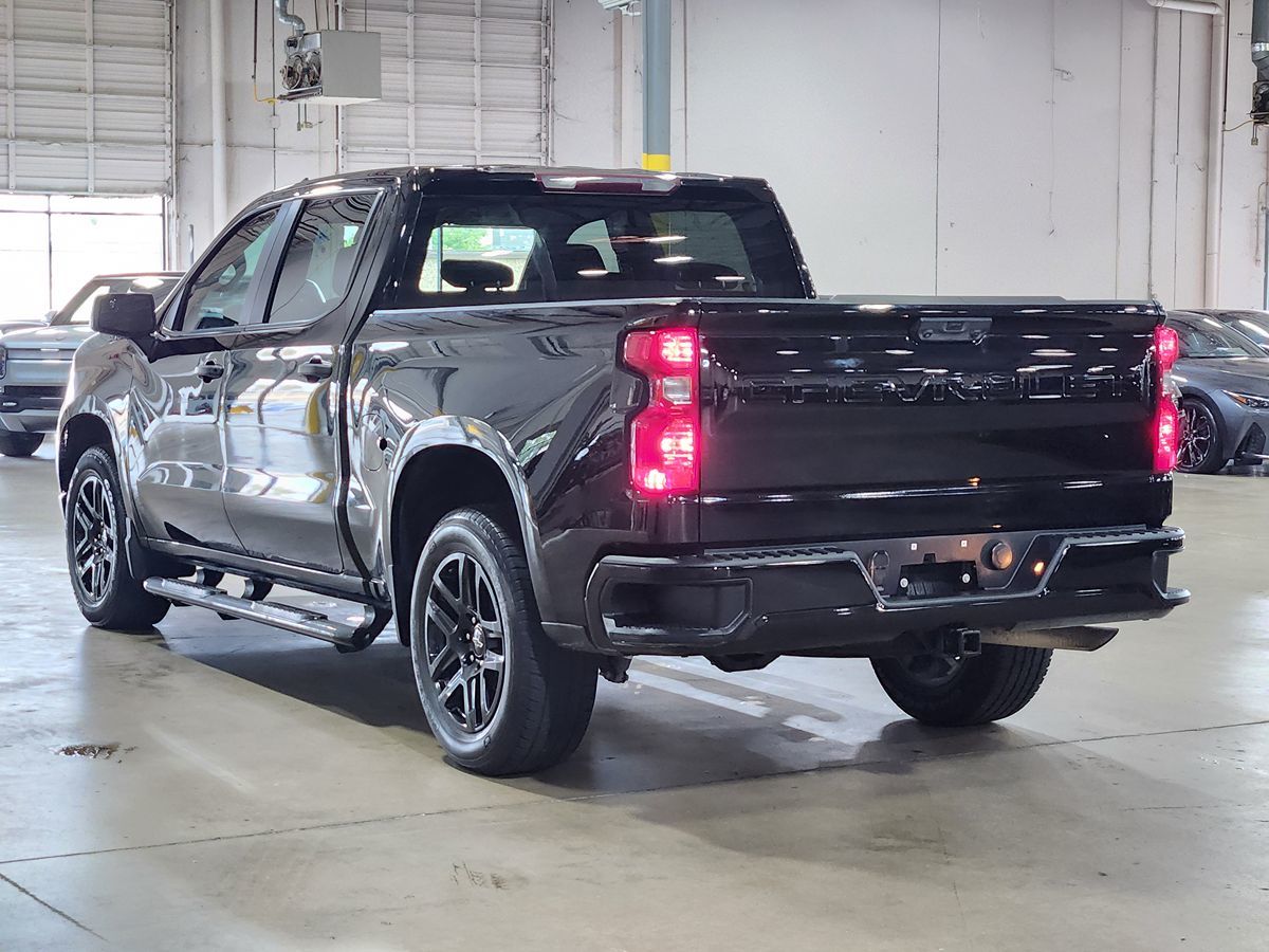 Chevrolet Silverado photo 11