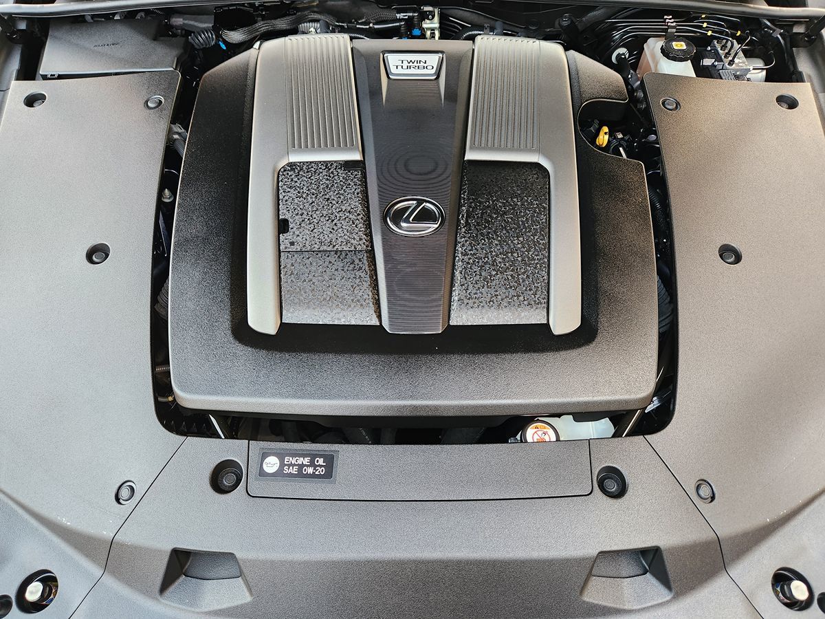 Lexus LS photo 53