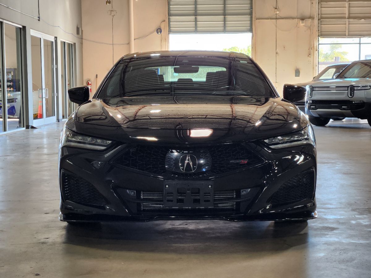 Acura TLX photo 2