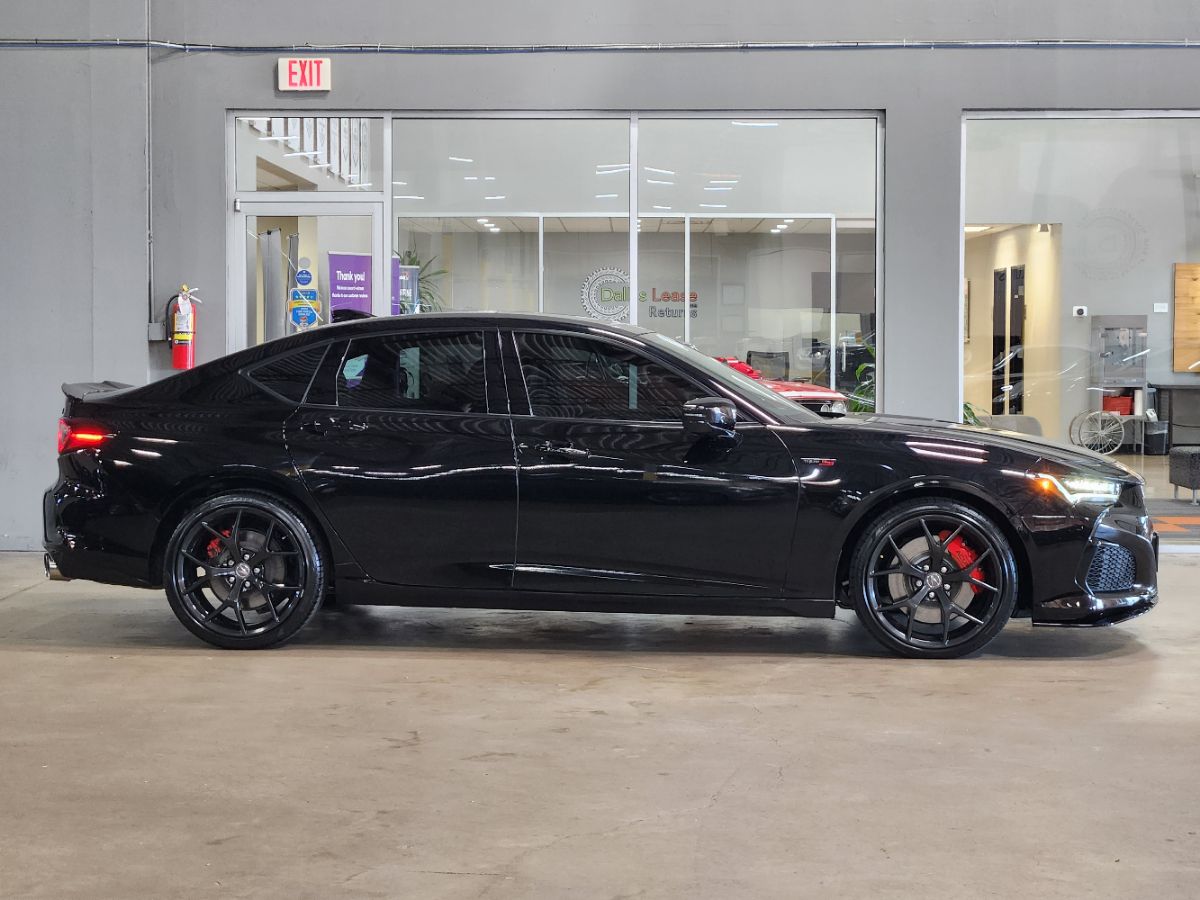 Acura TLX photo 5