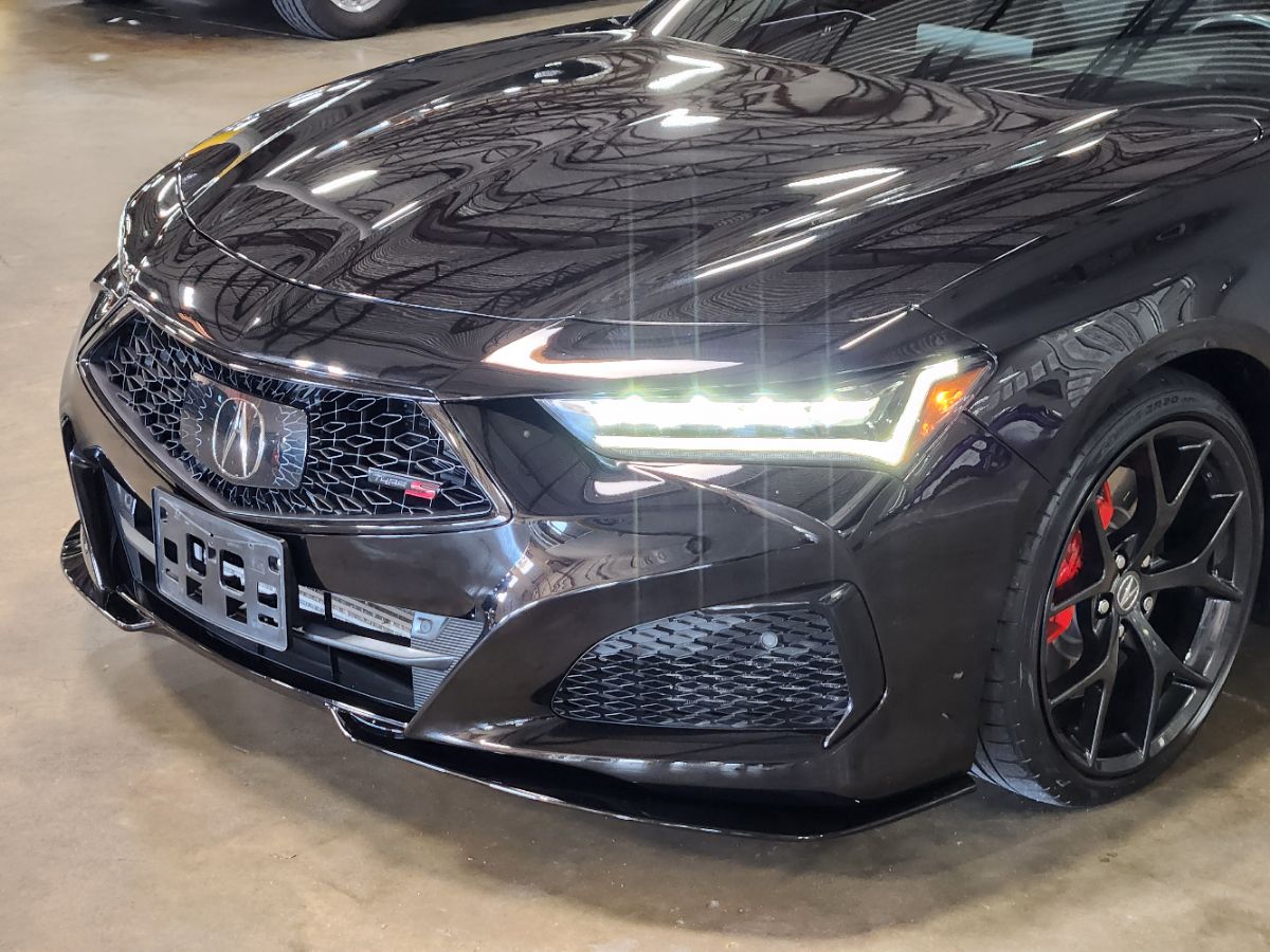 Acura TLX photo 15