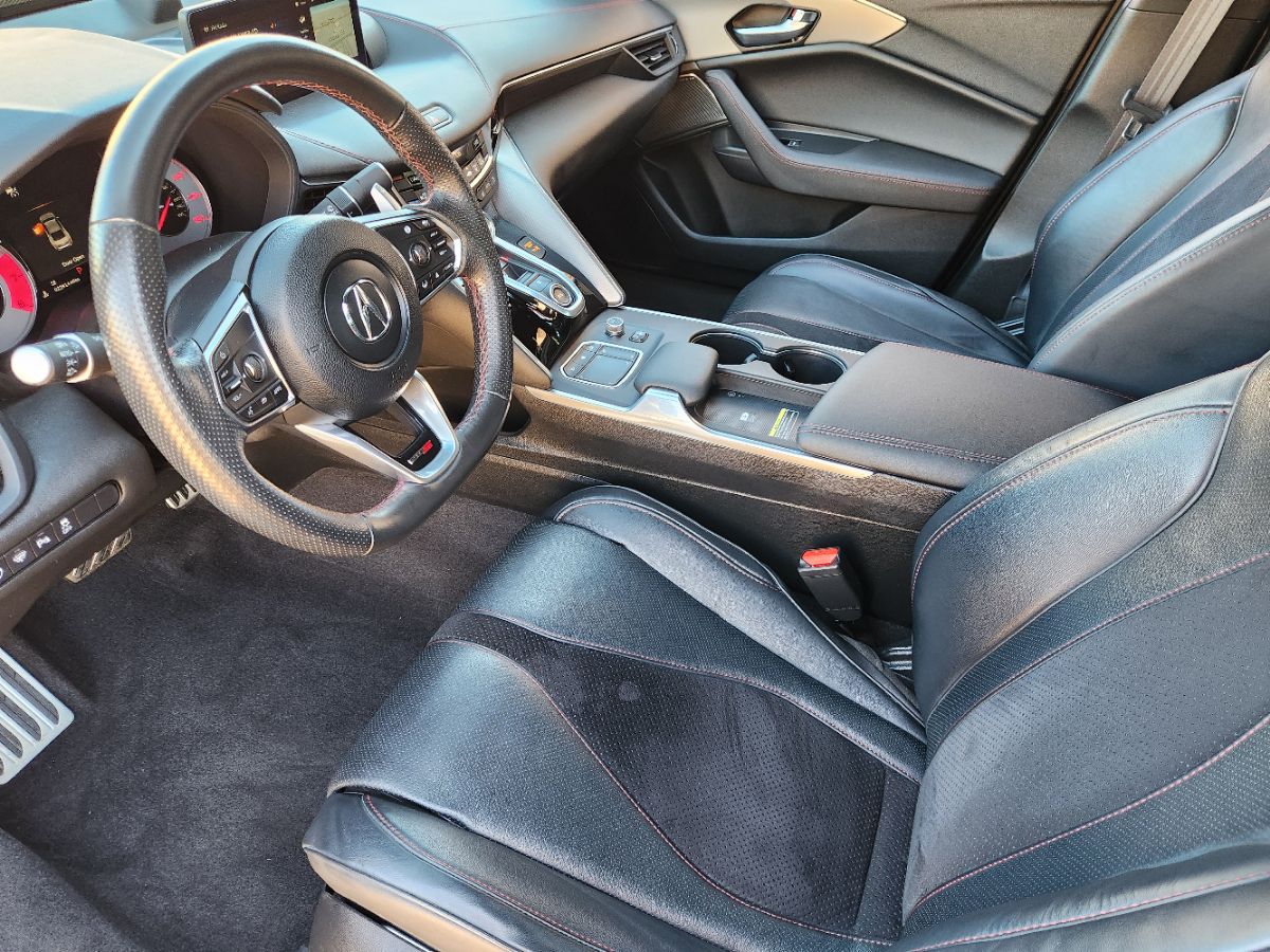 Acura TLX photo 24