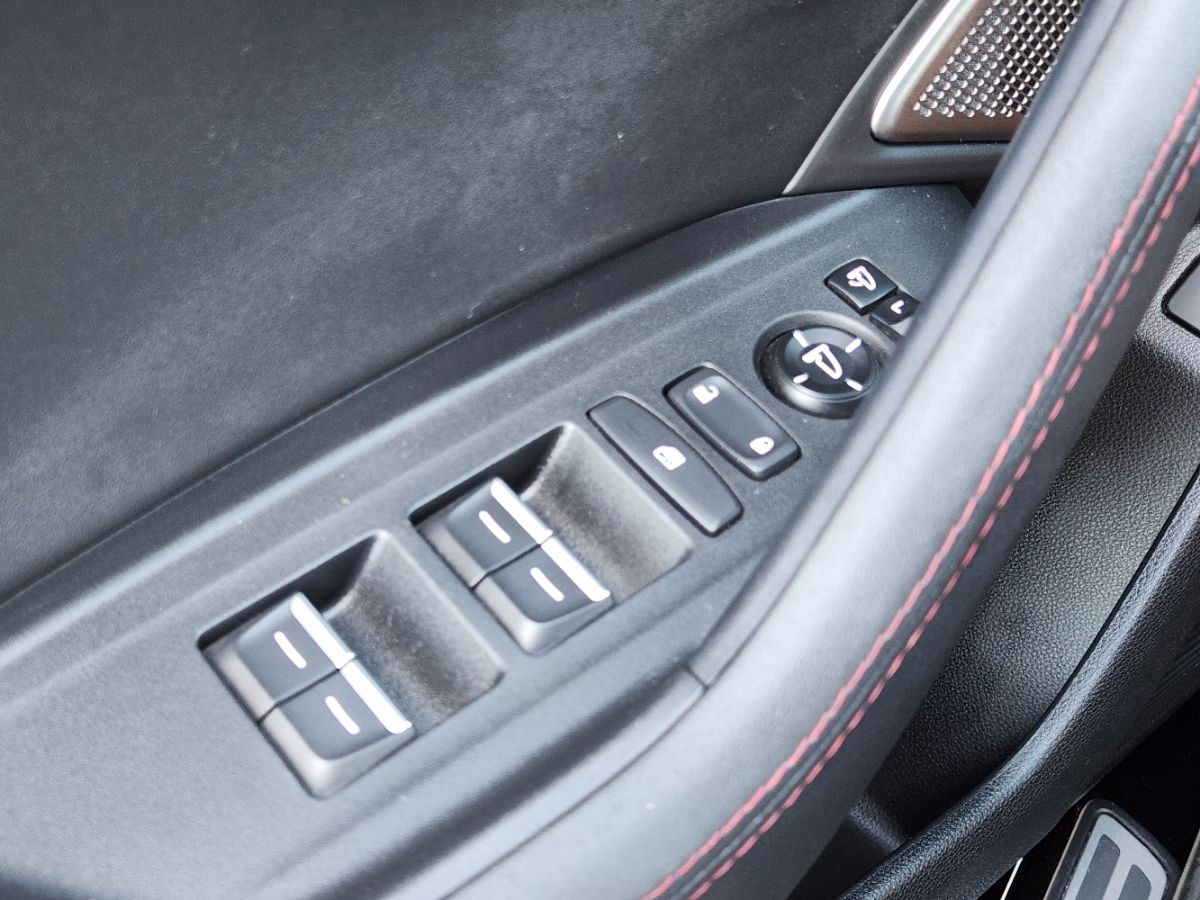 Acura TLX photo 40