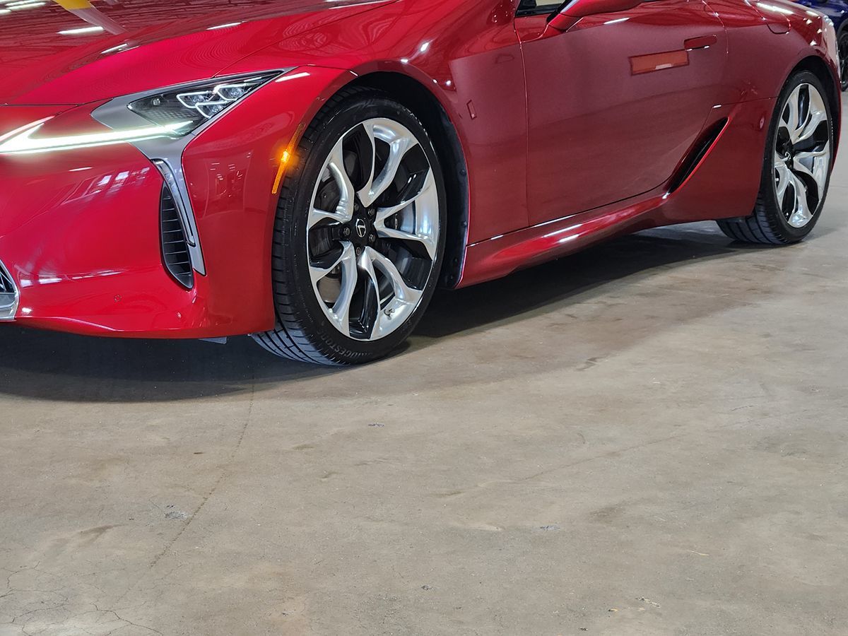Lexus LC photo 17