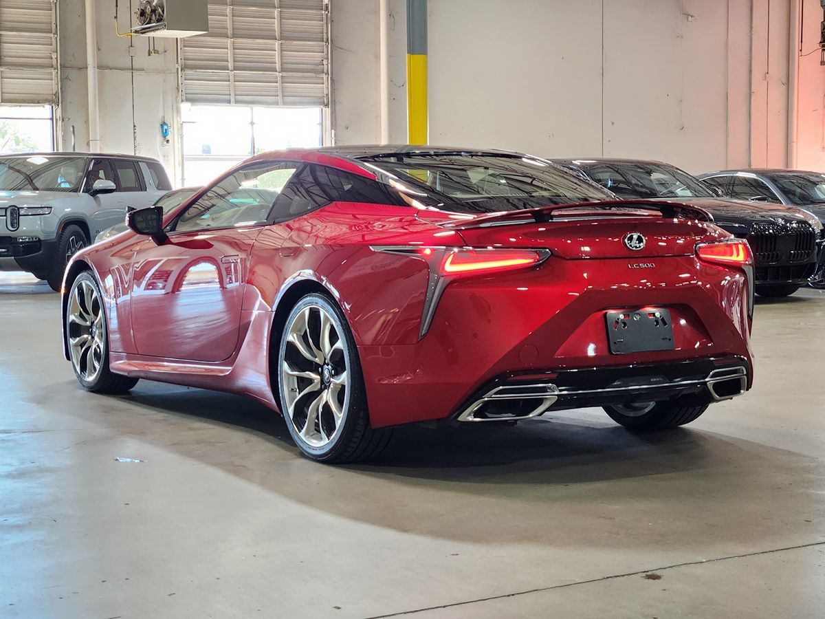Lexus LC photo 11