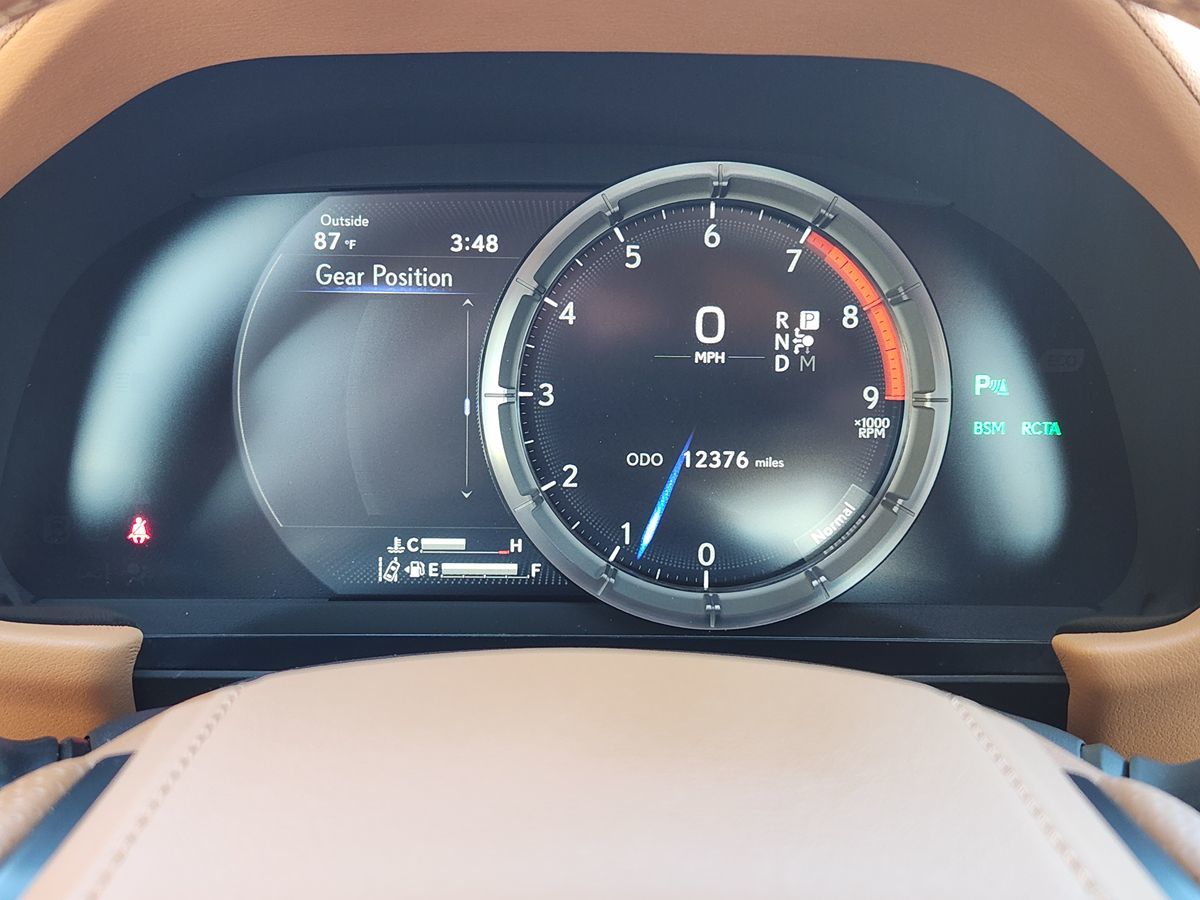 Lexus LC photo 35