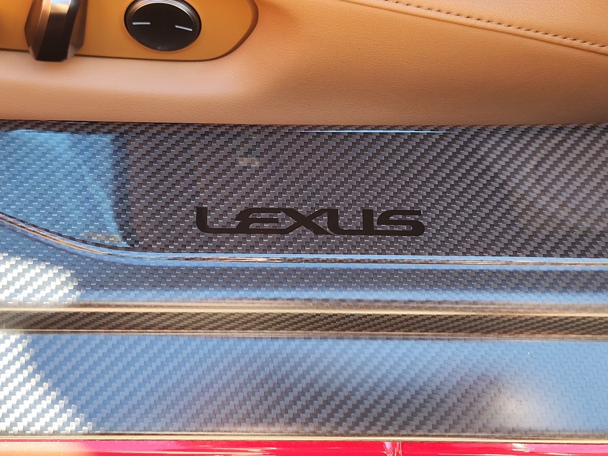Lexus LC photo 46
