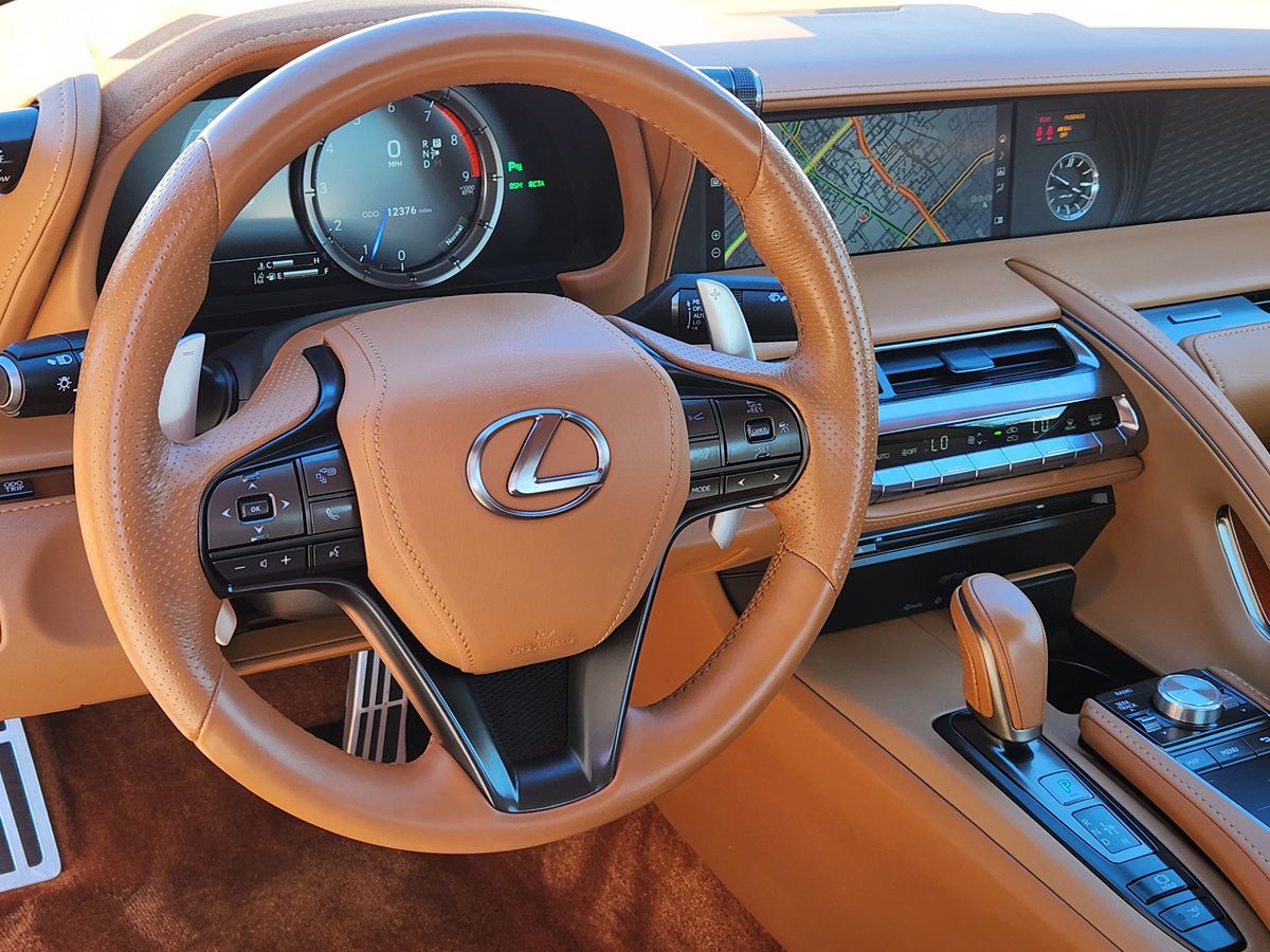 Lexus LC photo 48