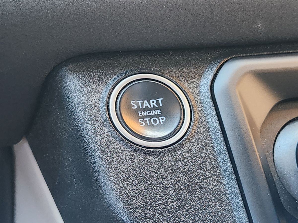 Land Rover Defender photo 34