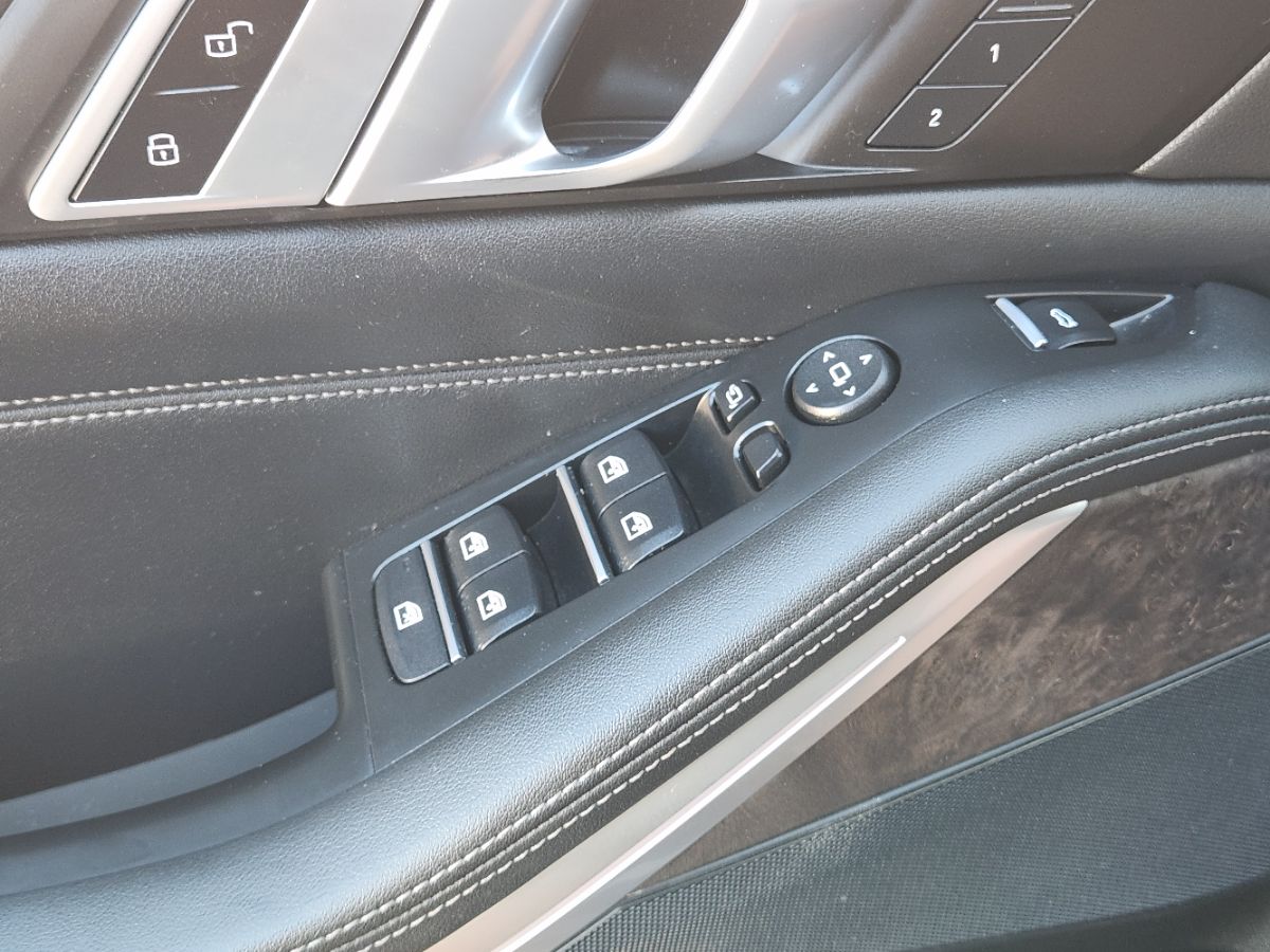 BMW X5 photo 40