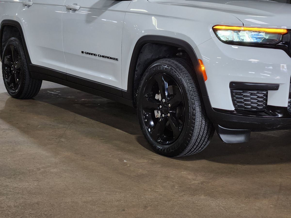 Jeep Grand Cherokee L photo 16