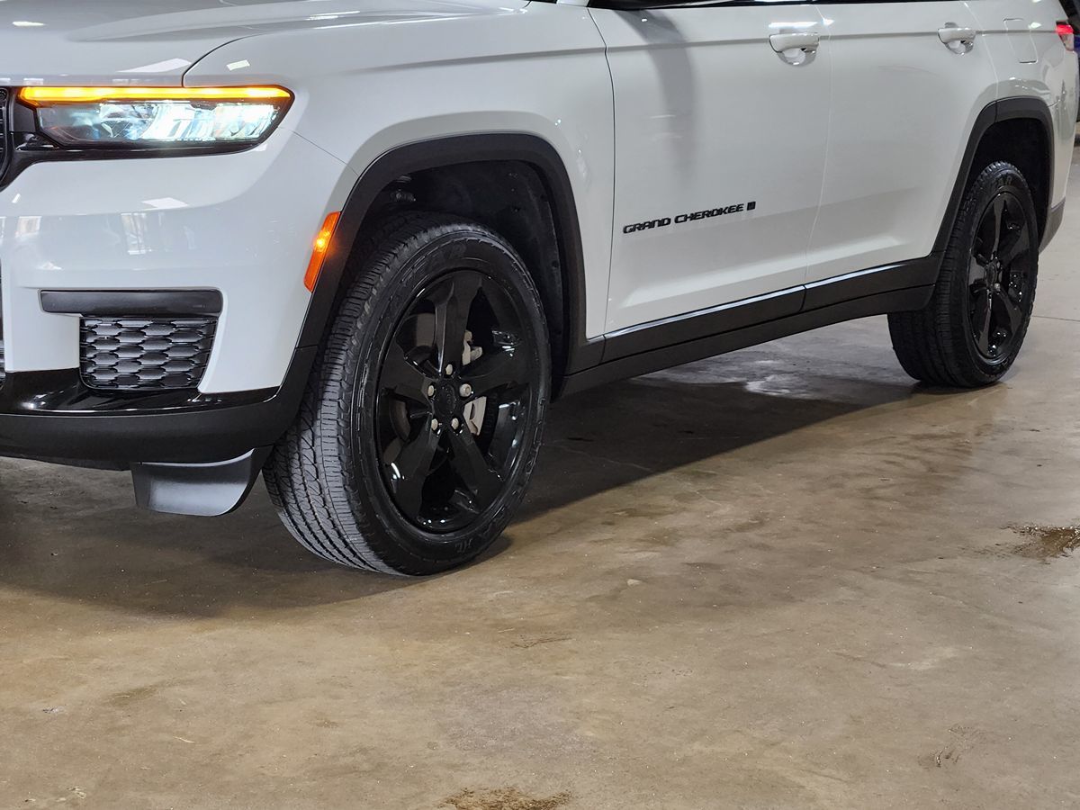 Jeep Grand Cherokee L photo 17