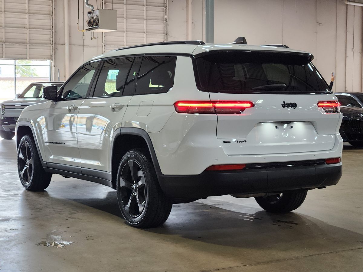 Jeep Grand Cherokee L photo 11