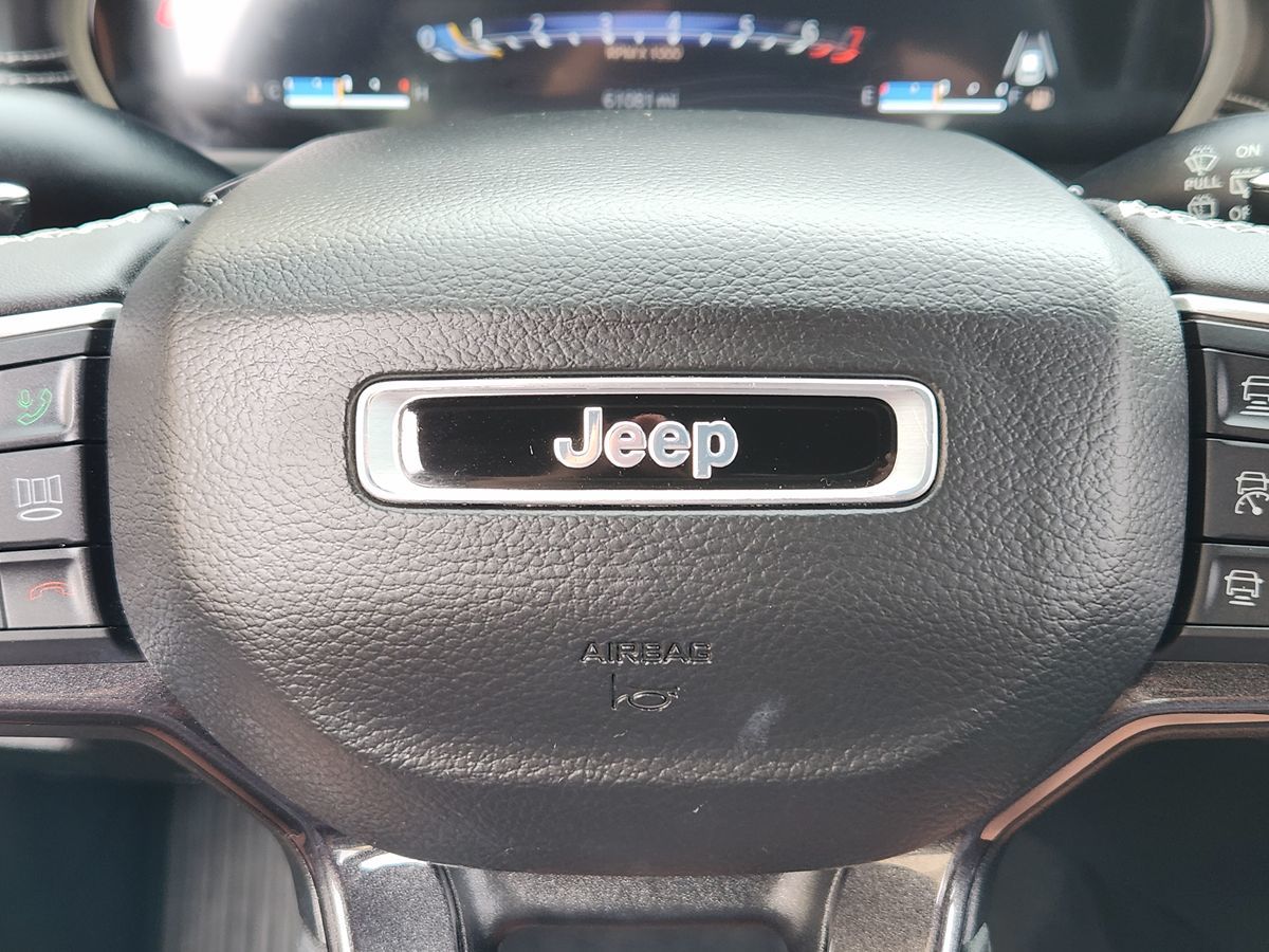 Jeep Grand Cherokee L photo 49