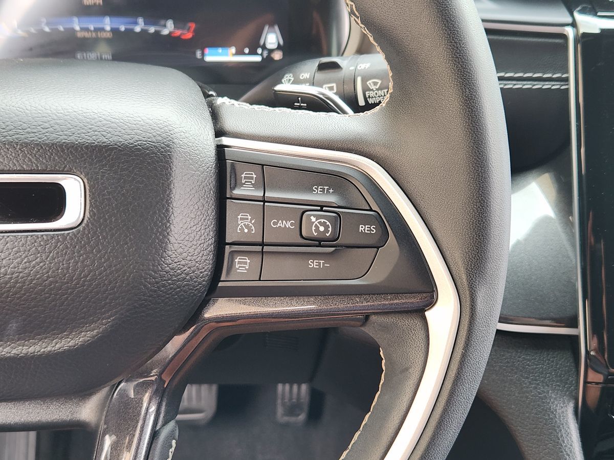 Jeep Grand Cherokee L photo 50