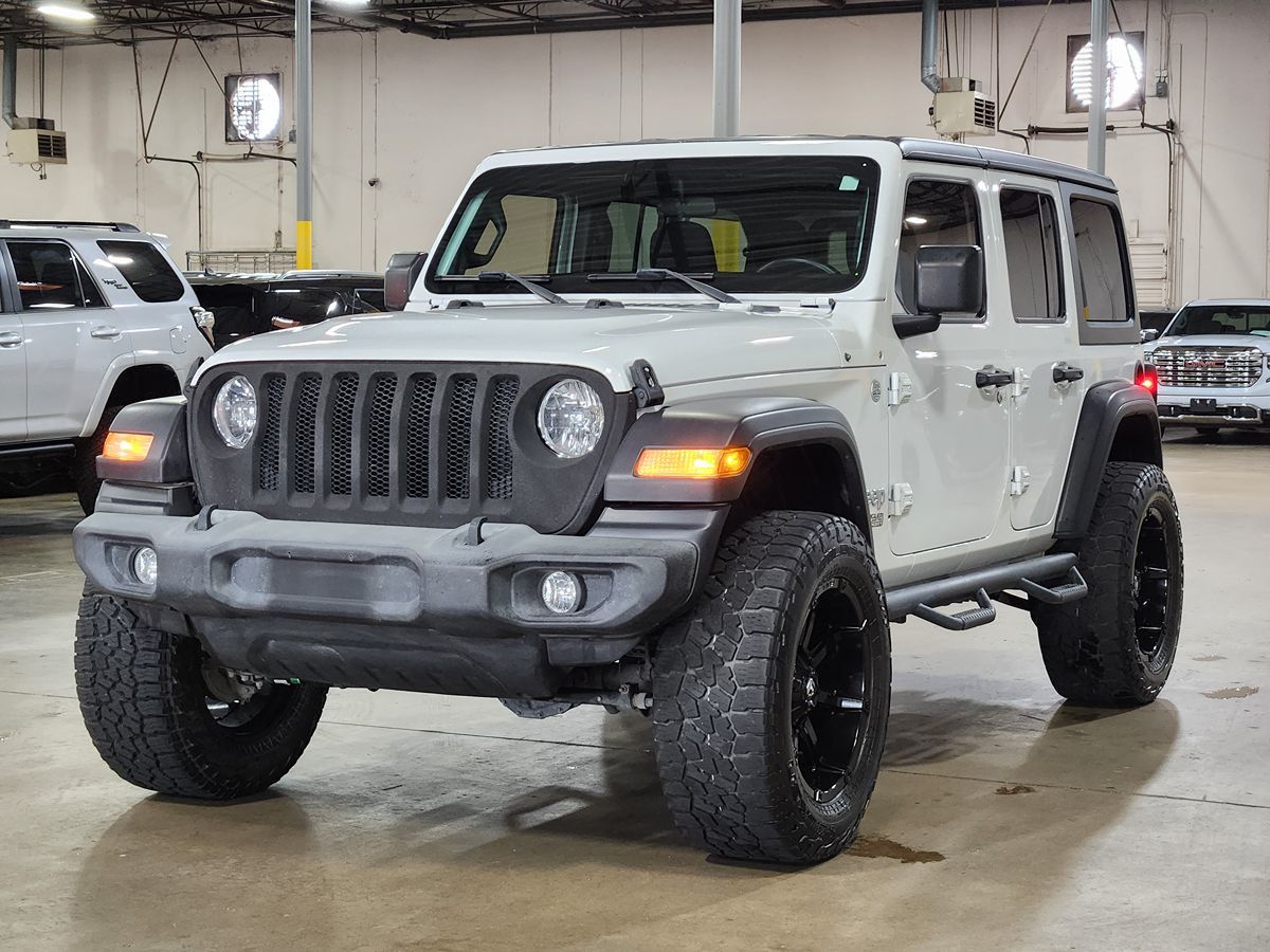 Jeep Wrangler photo 3
