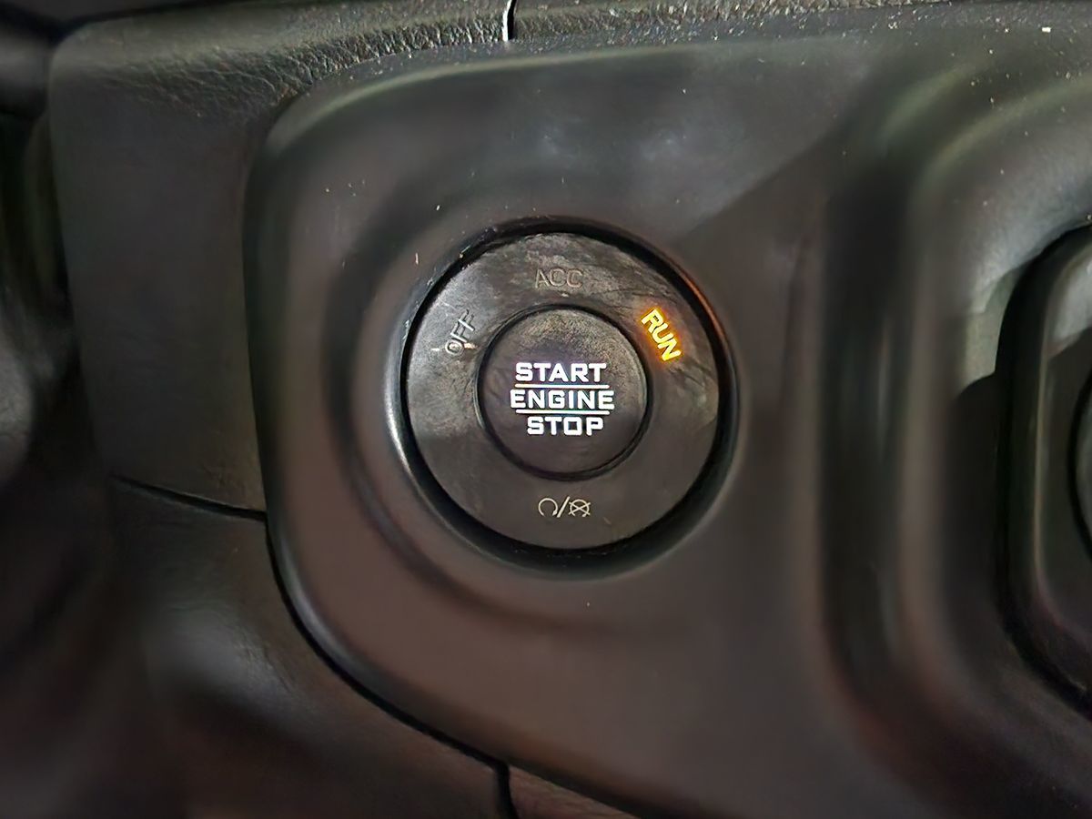 Jeep Wrangler photo 28