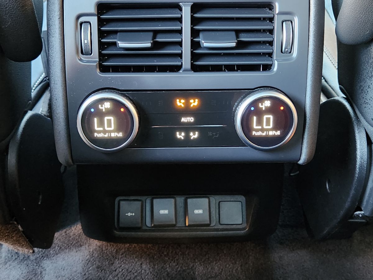 Land Rover Discovery photo 48