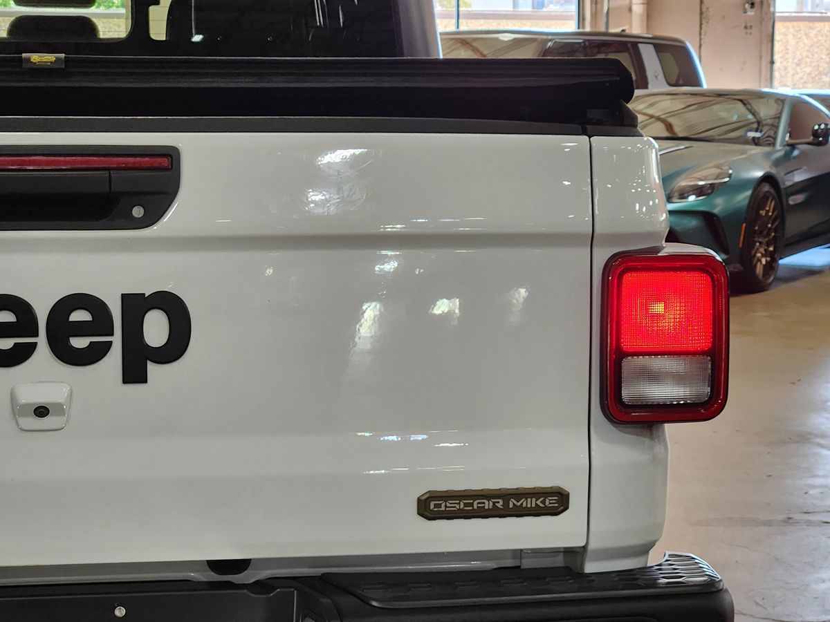 Jeep Gladiator photo 15