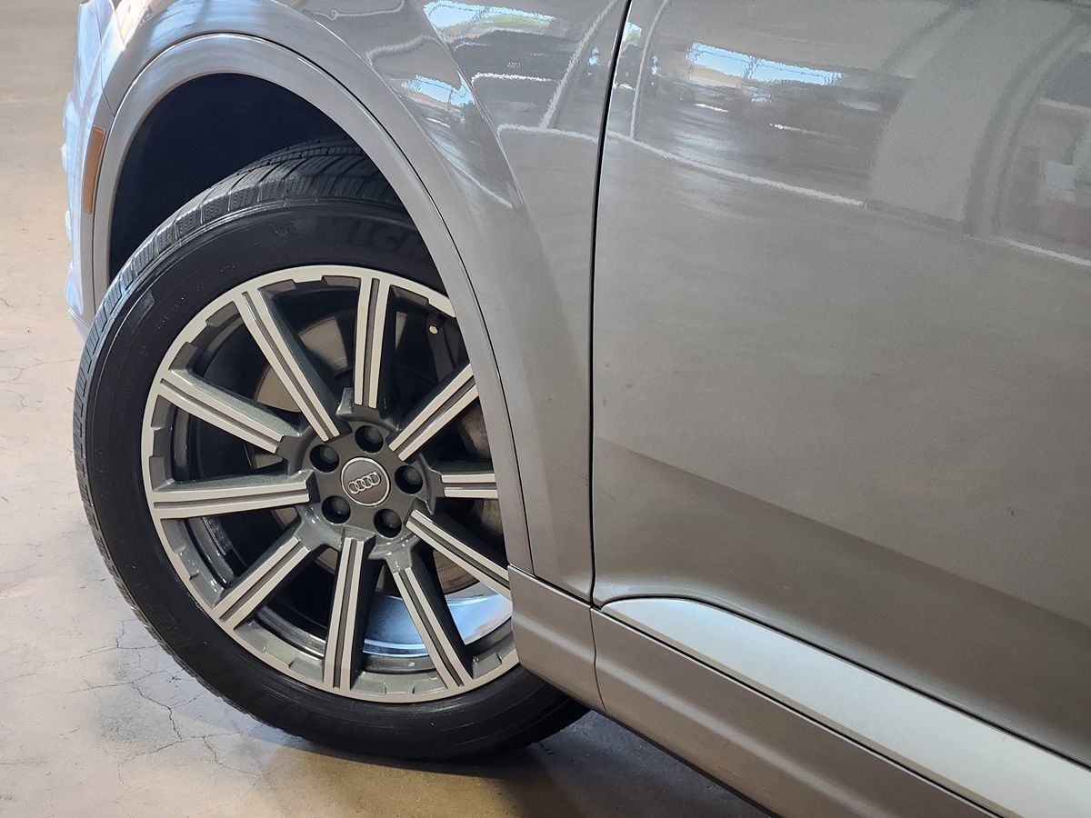 Audi Q7 photo 23