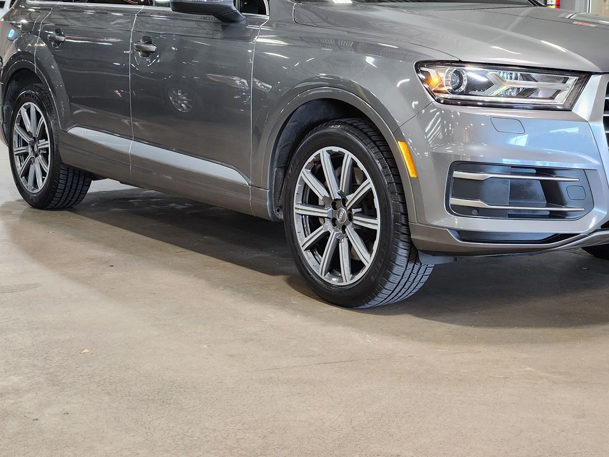 Audi Q7 photo 16