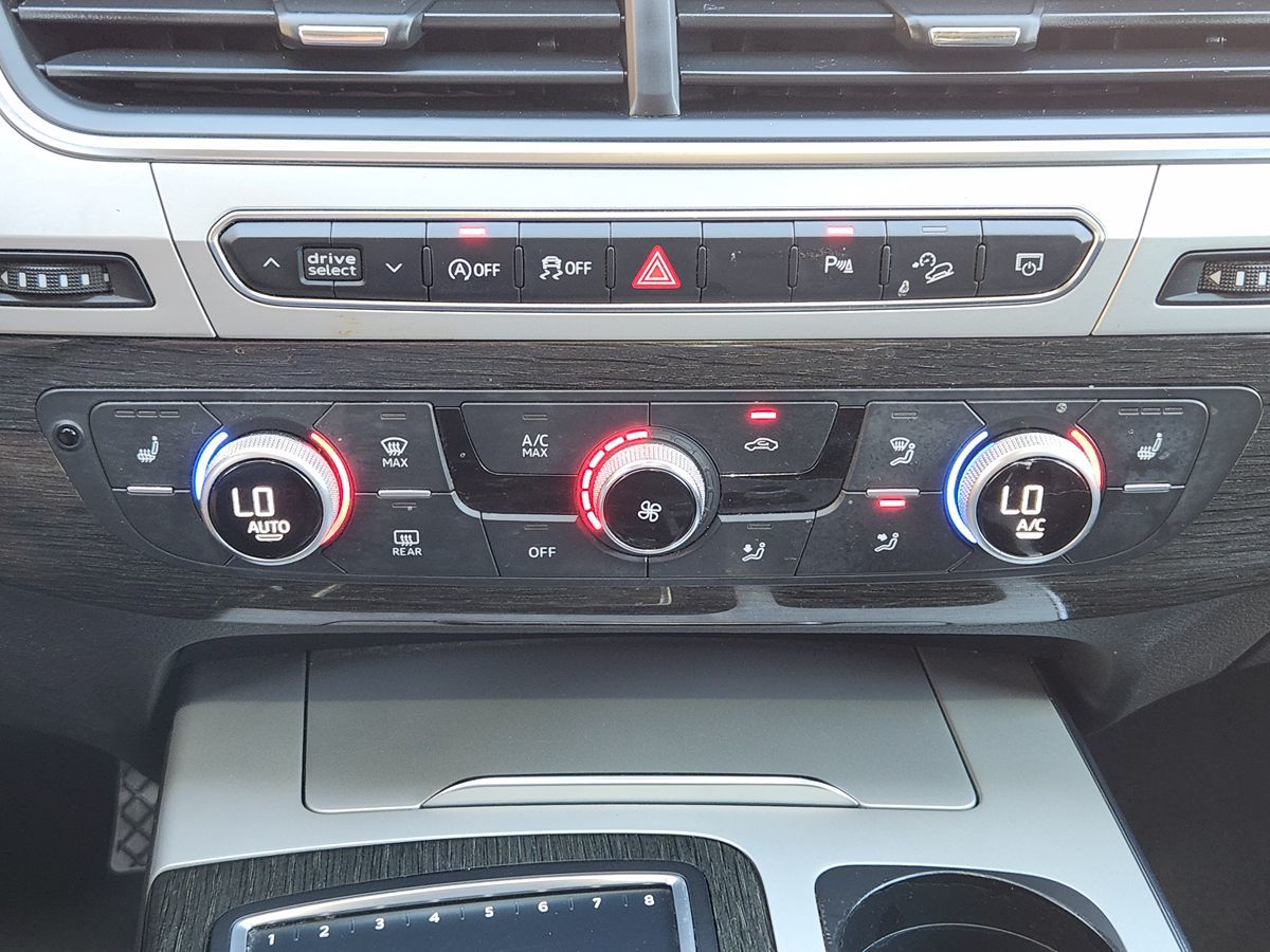 Audi Q7 photo 39