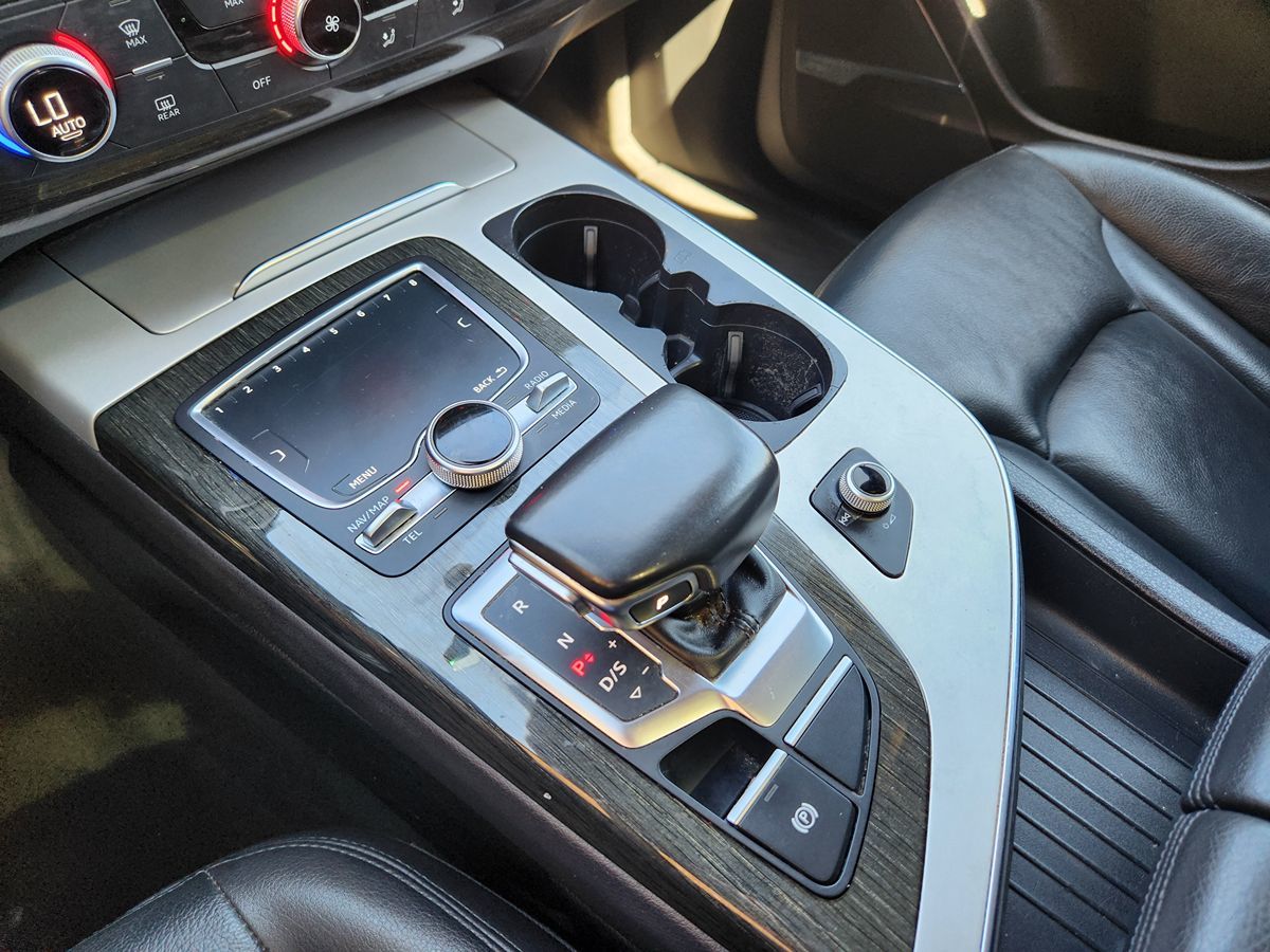 Audi Q7 photo 40