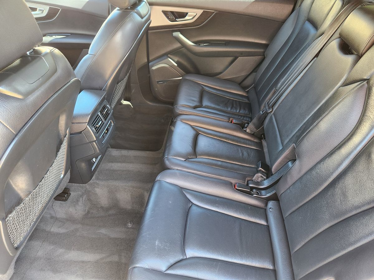 Audi Q7 photo 52