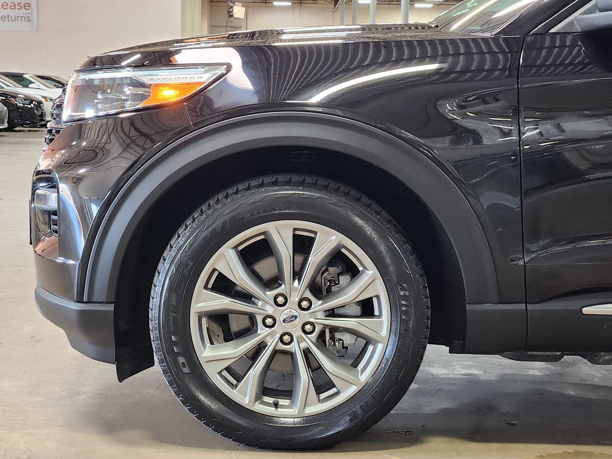 Ford Explorer photo 5