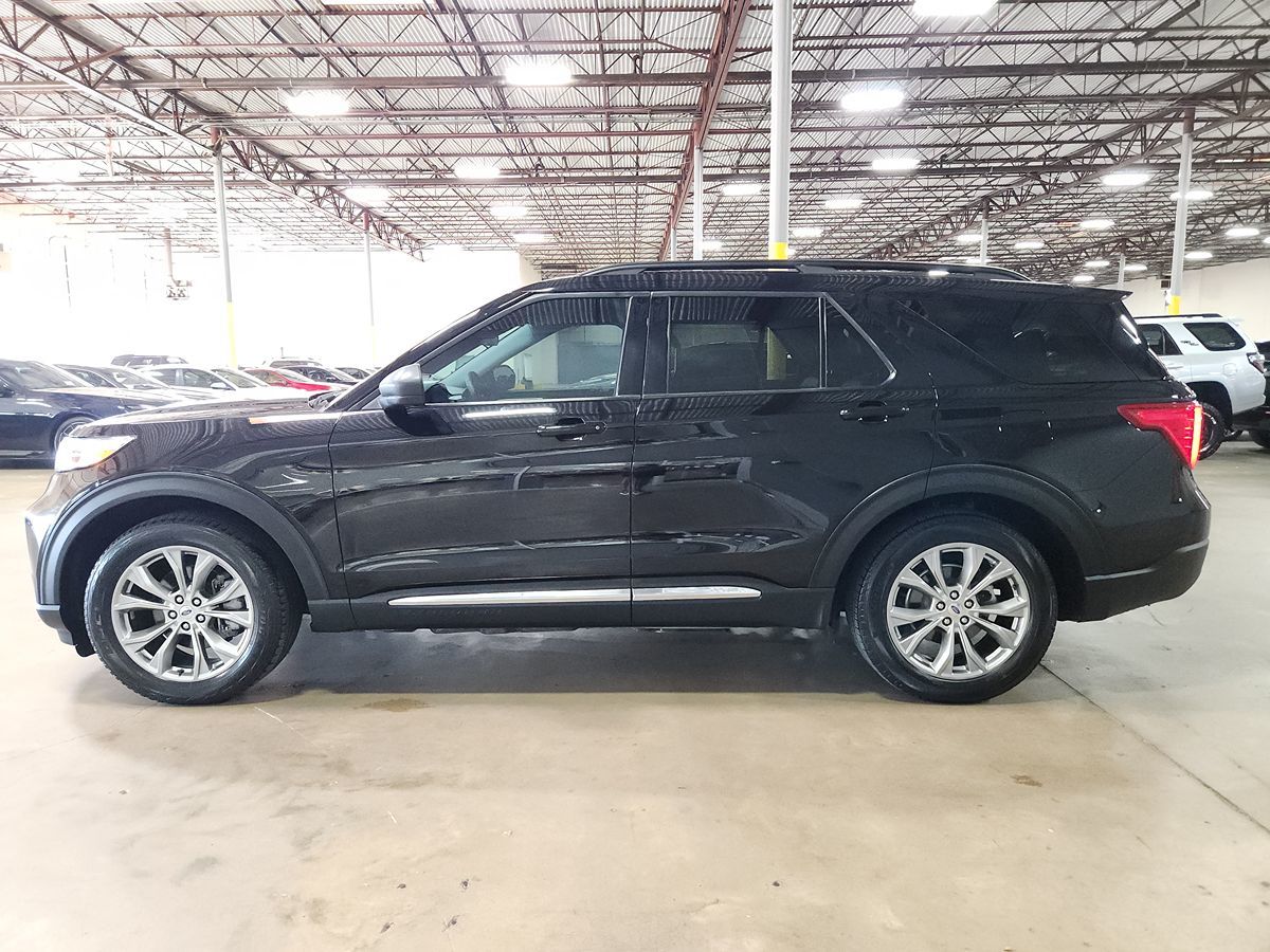 Ford Explorer photo 7