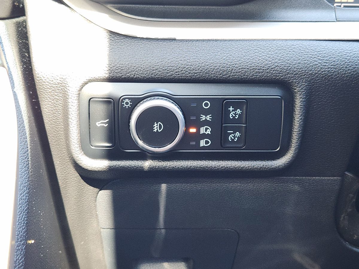 Ford Explorer photo 40