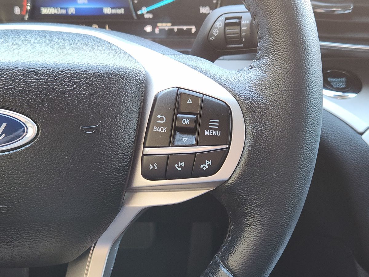 Ford Explorer photo 48