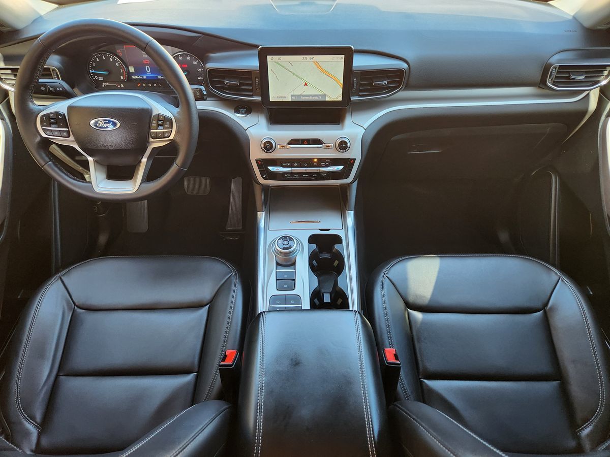Ford Explorer photo 44