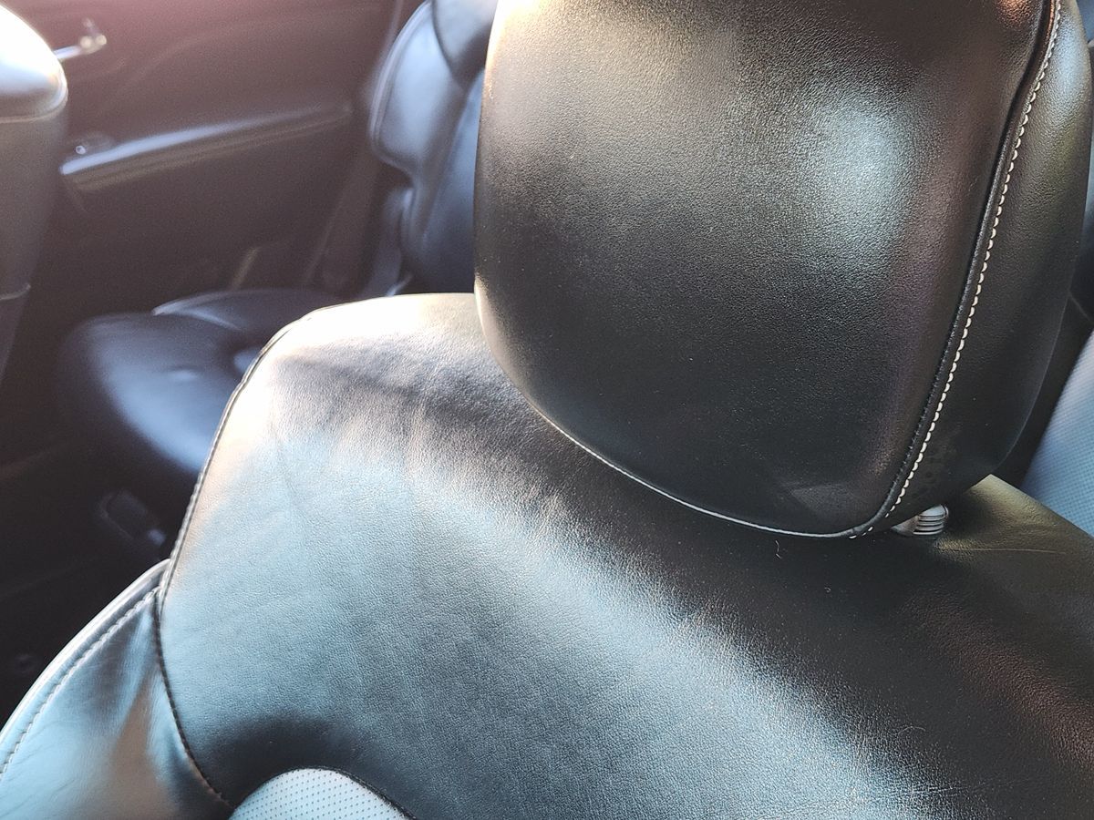 Infiniti QX80 photo 34
