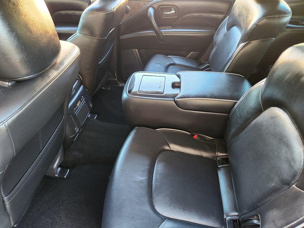 Infiniti QX80 photo 51