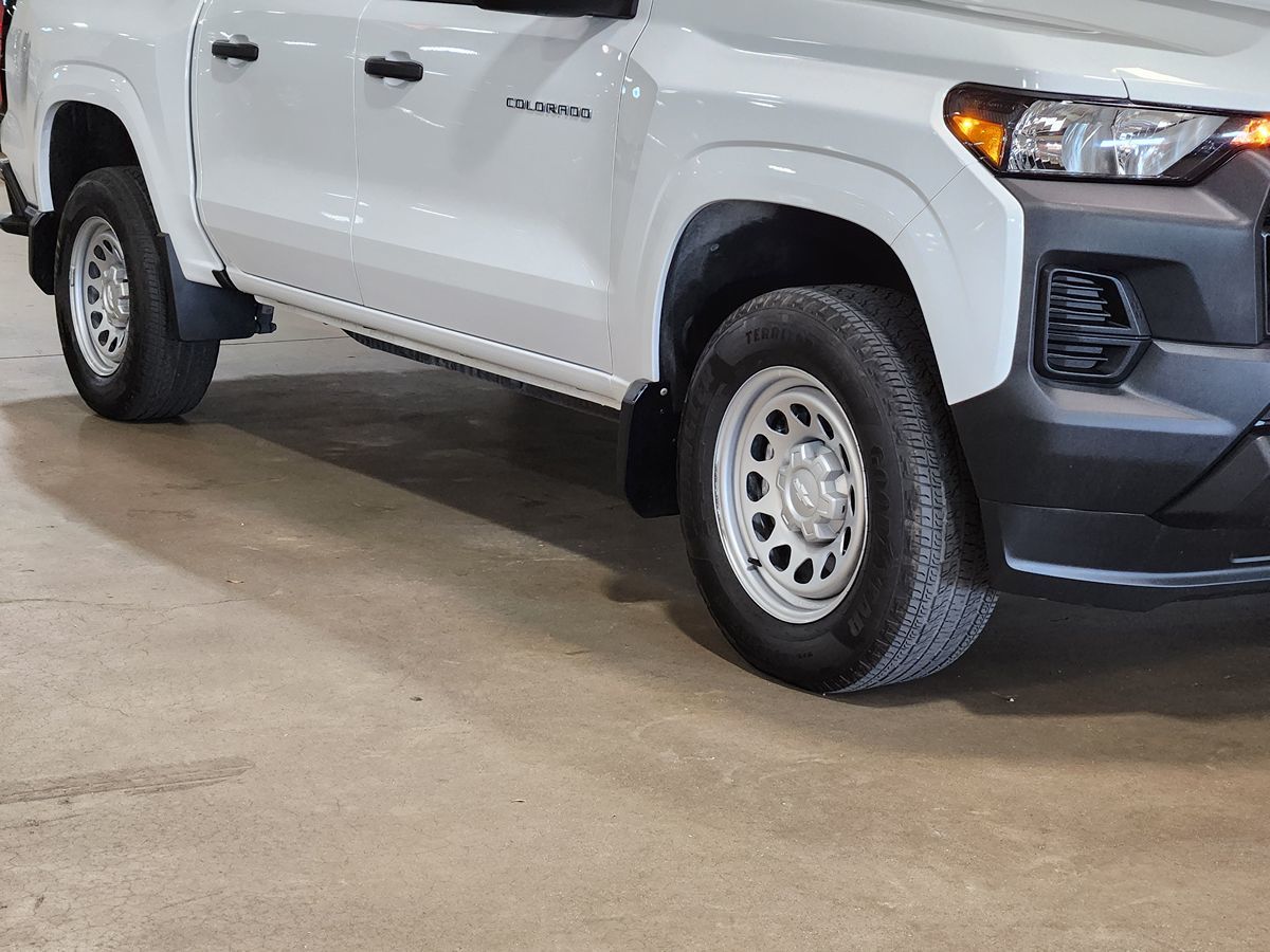 Chevrolet Colorado photo 16