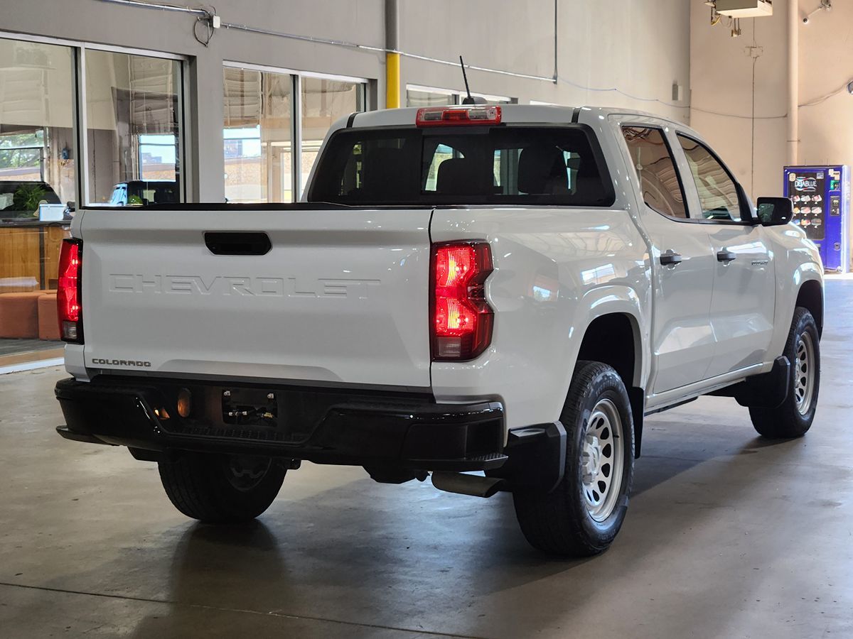 Chevrolet Colorado photo 8