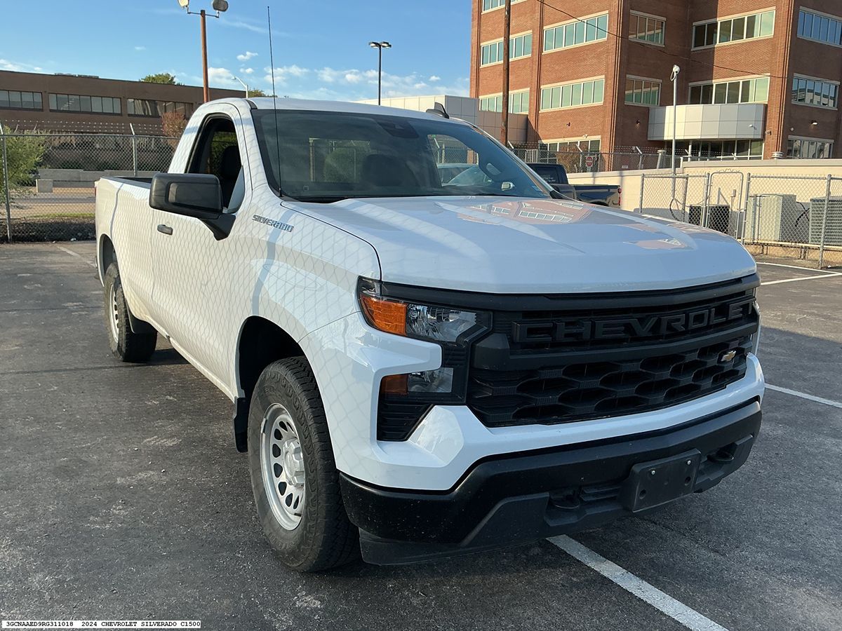 Chevrolet Silverado photo 22