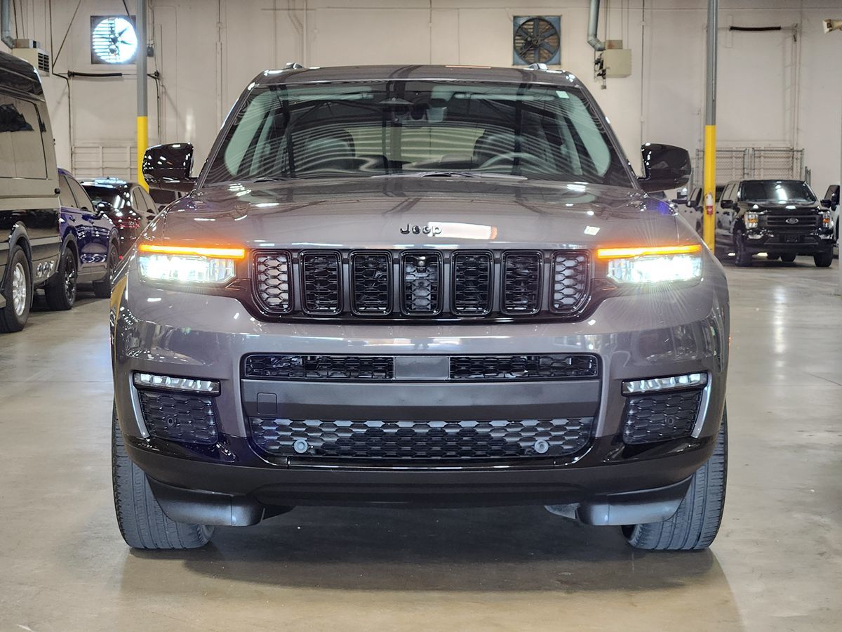 Jeep Grand Cherokee L photo 2