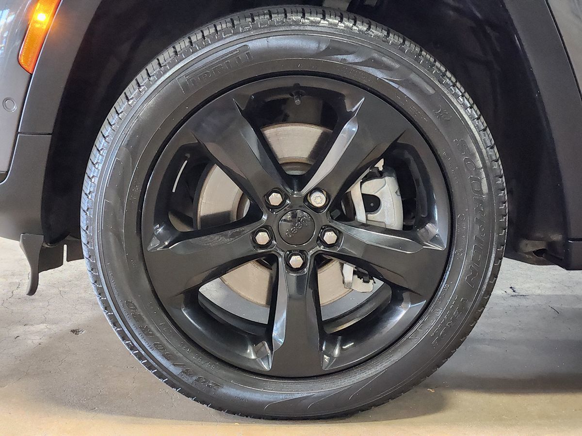 Jeep Grand Cherokee L photo 29