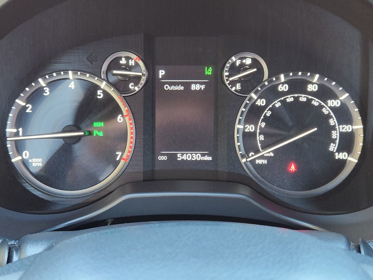 Lexus GX photo 34