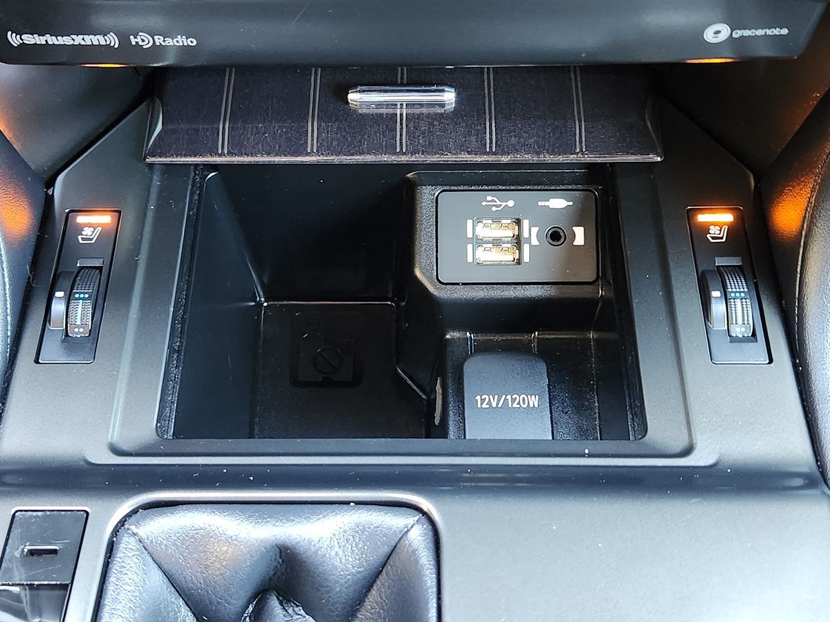 Lexus GX photo 39