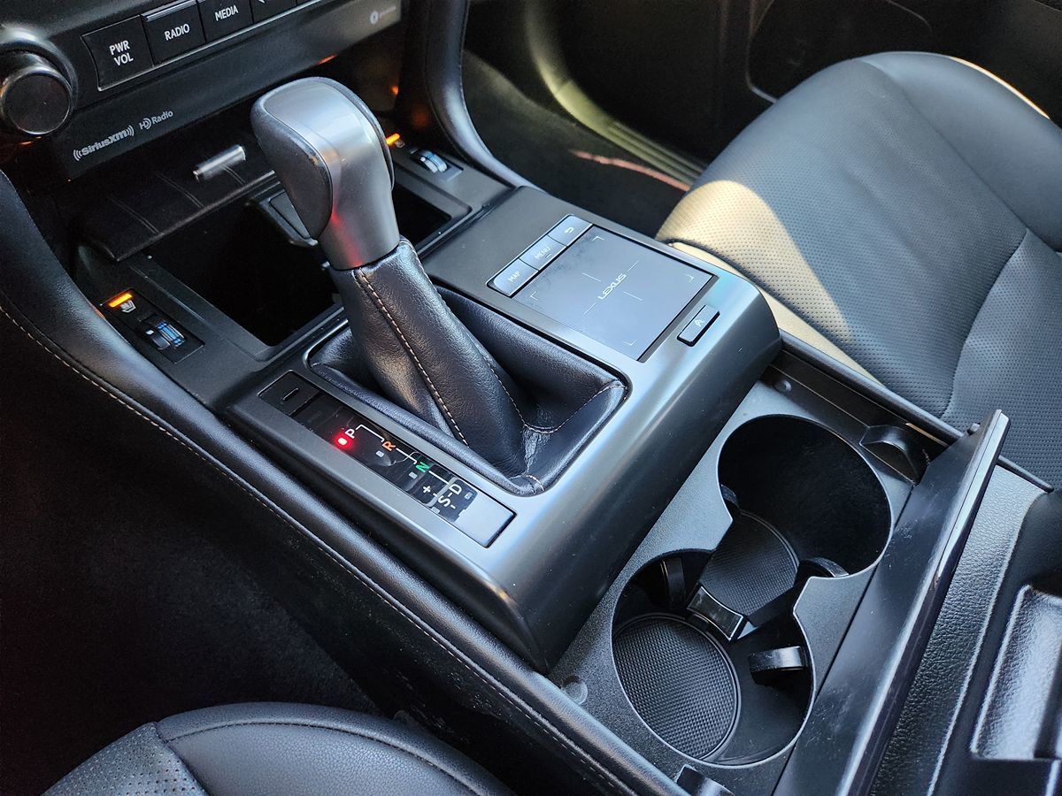 Lexus GX photo 40