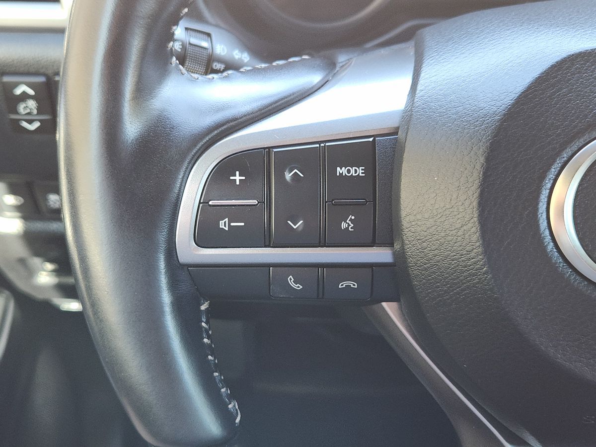 Lexus GX photo 49