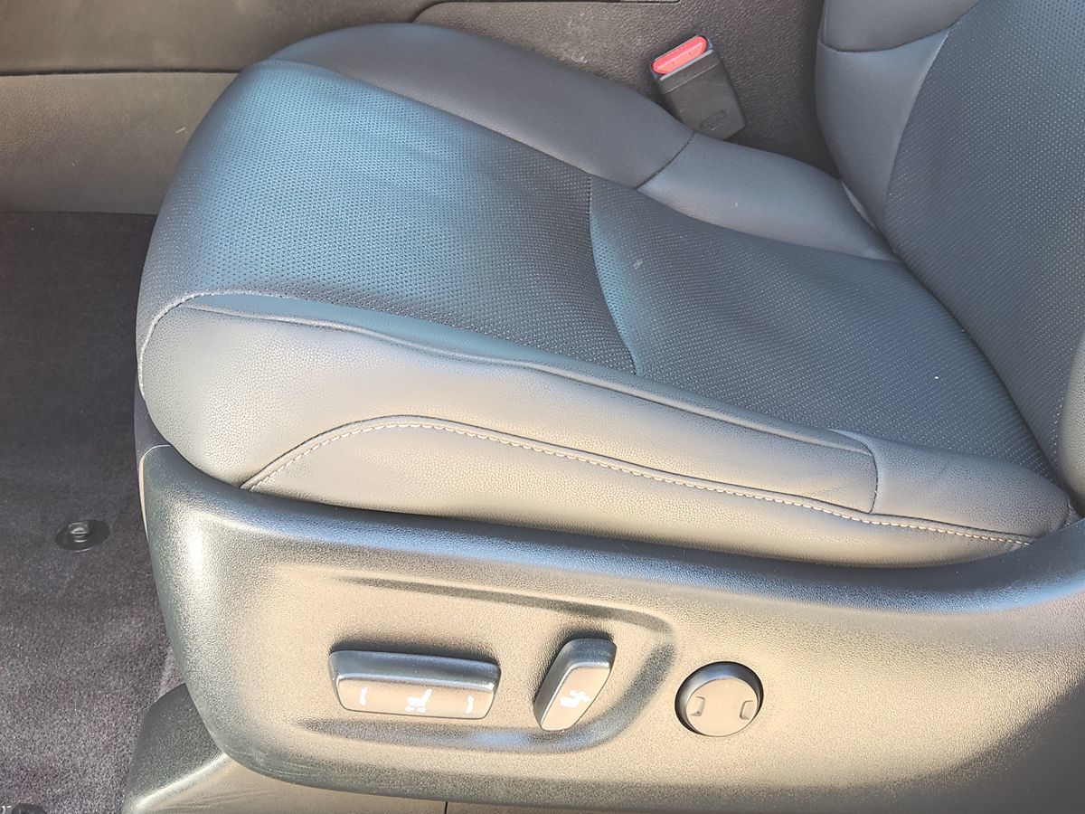 Lexus GX photo 45