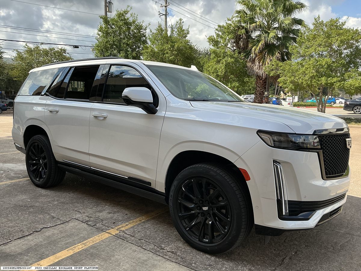 Cadillac Escalade photo 22