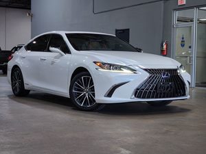 2022 Lexus ES 300h